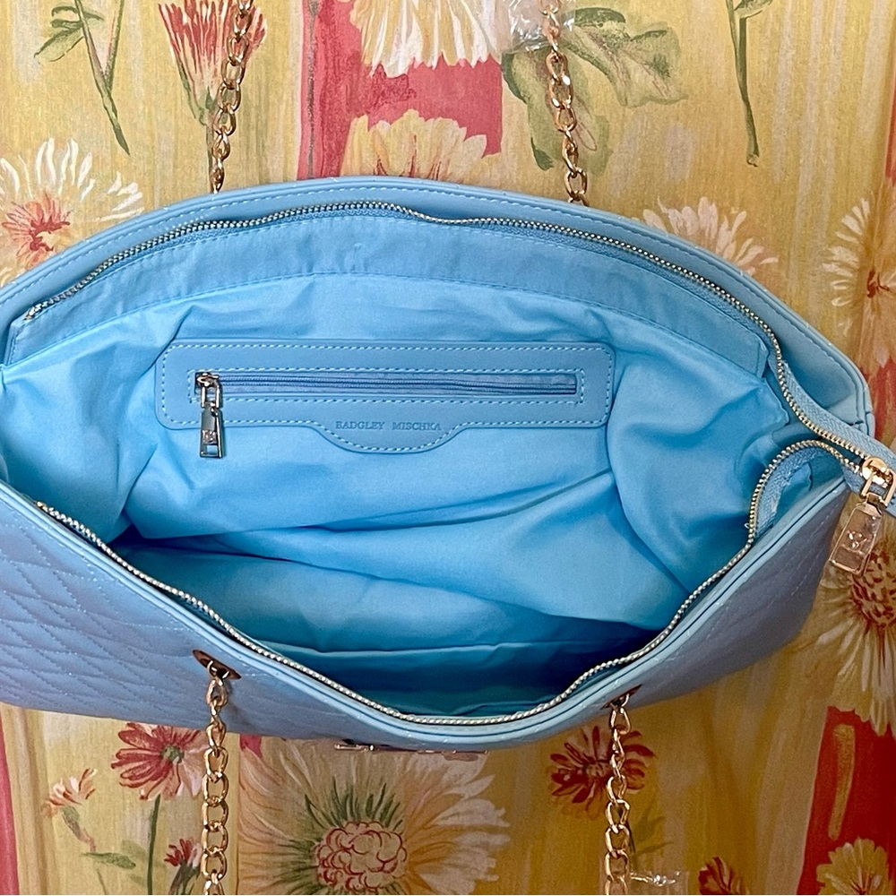 Light Blue Quilted Badgley Mischka Tote Bag with Gold Chain Straps, NWT!! - Picture 6 of 8